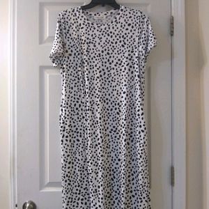 T-shirt style dalmation print dress